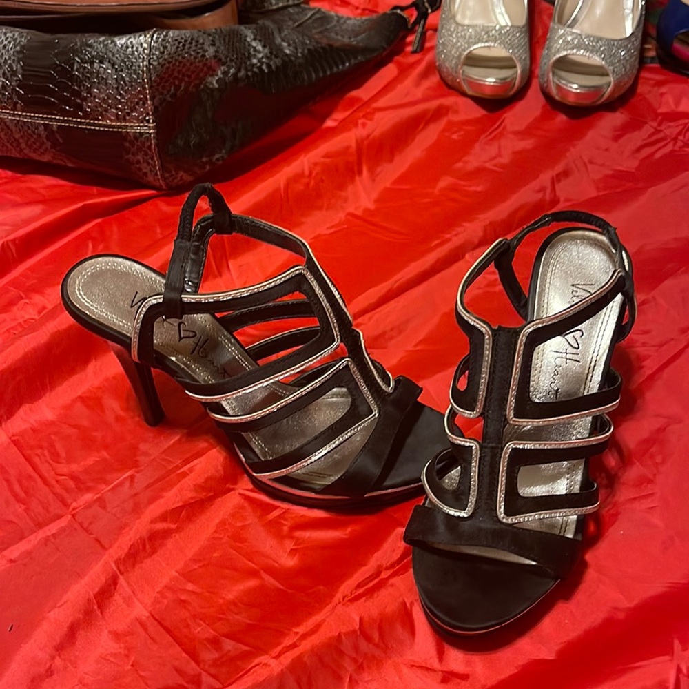 Women’s high heels 👠 size 7M